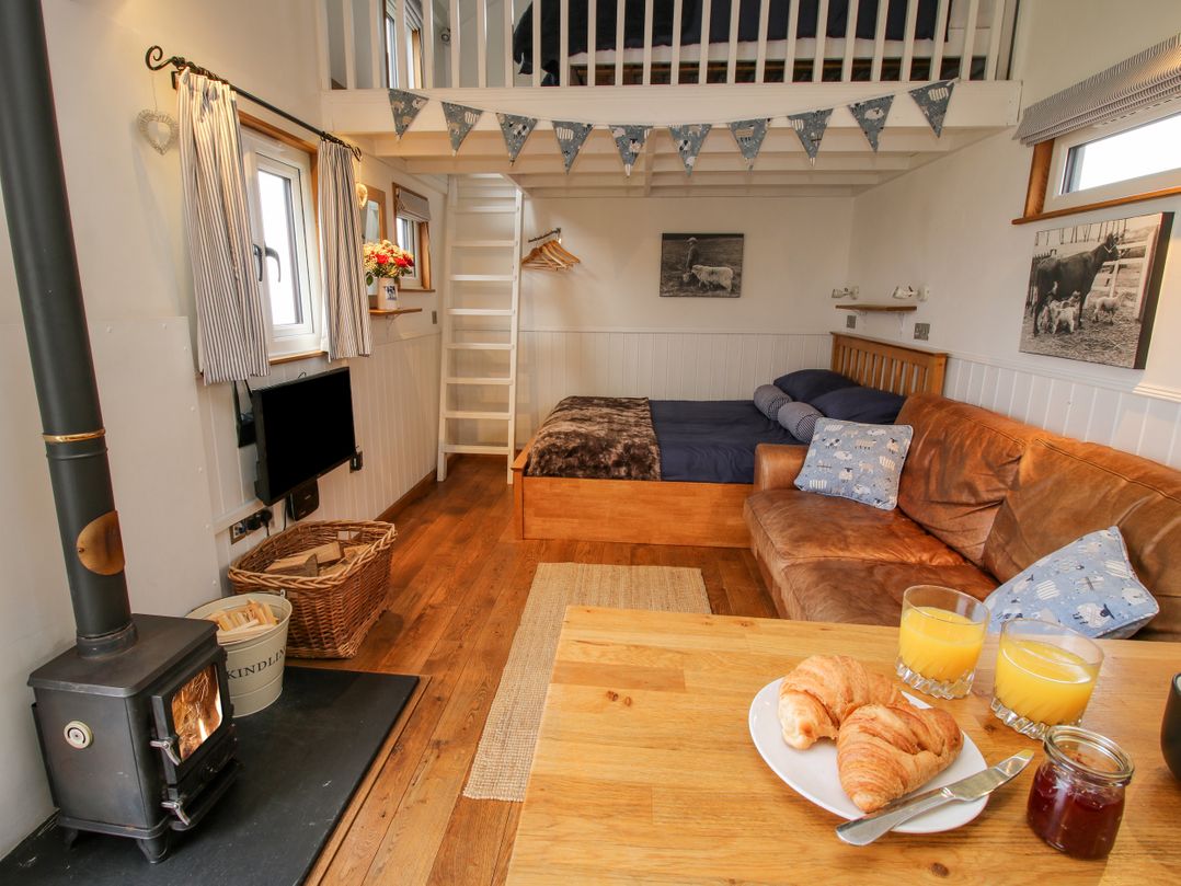 Shepherds Cabin at Titterstone