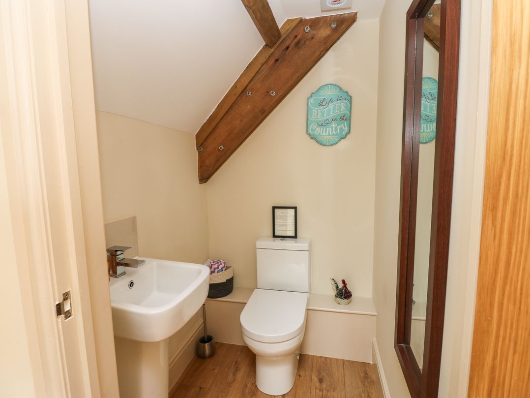 Cross Cottage