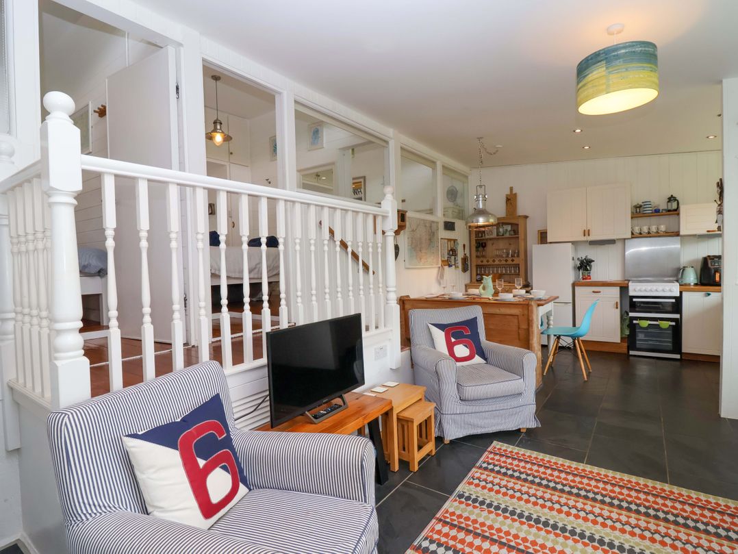 2 Brook Cottages