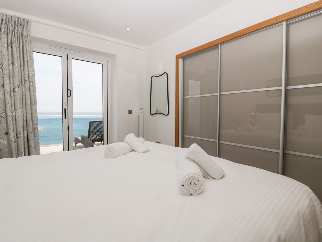 1 Ocean Bay