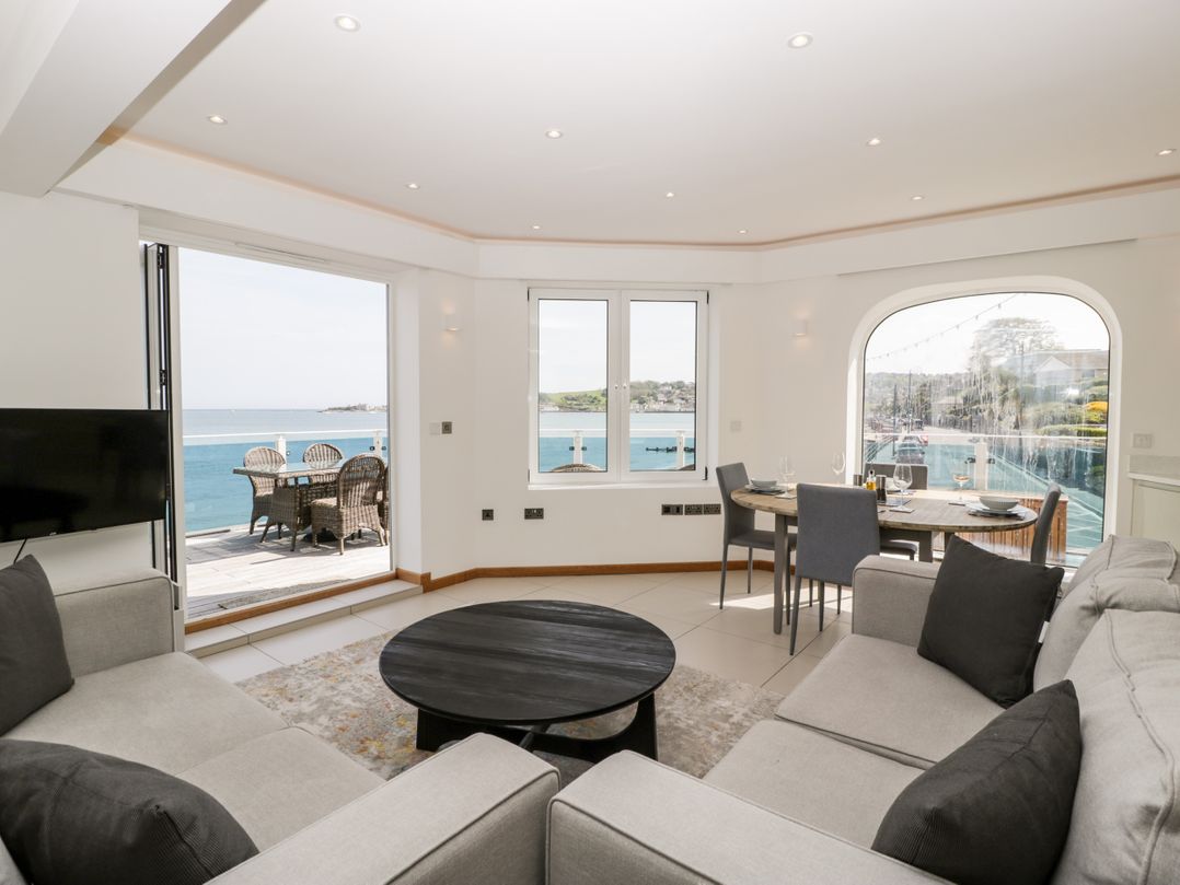 1 Ocean Bay
