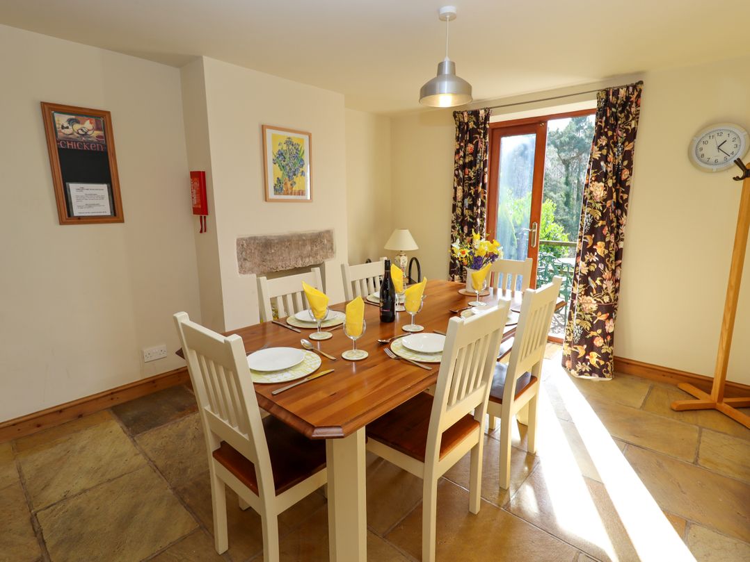 Hurst View Cottage