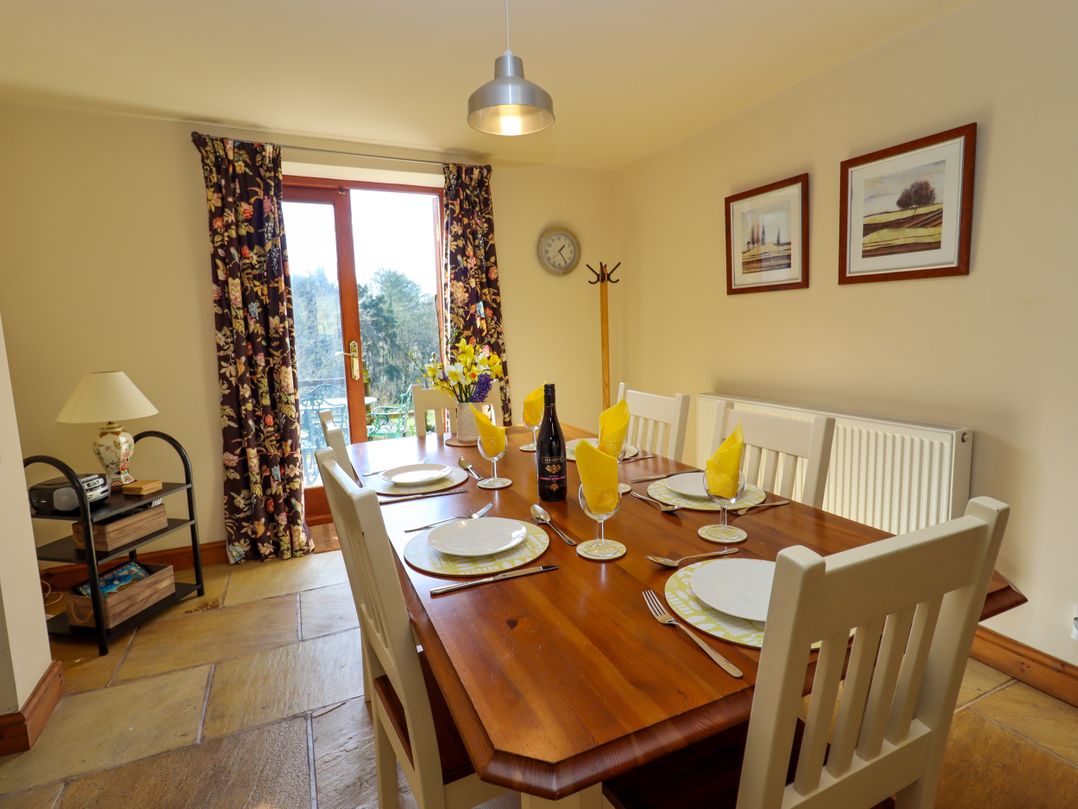 Hurst View Cottage