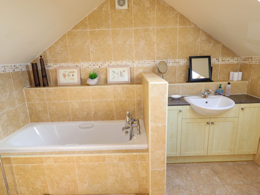 Hurst View Cottage