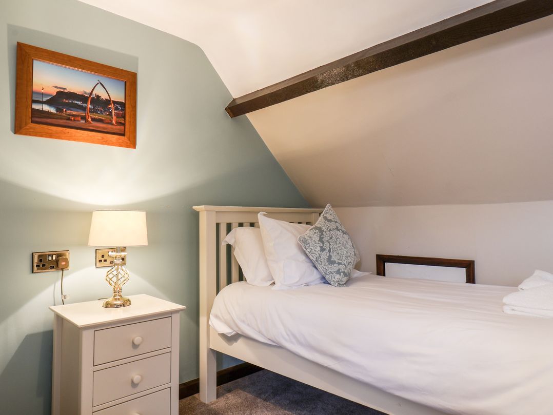 Midships Cottage