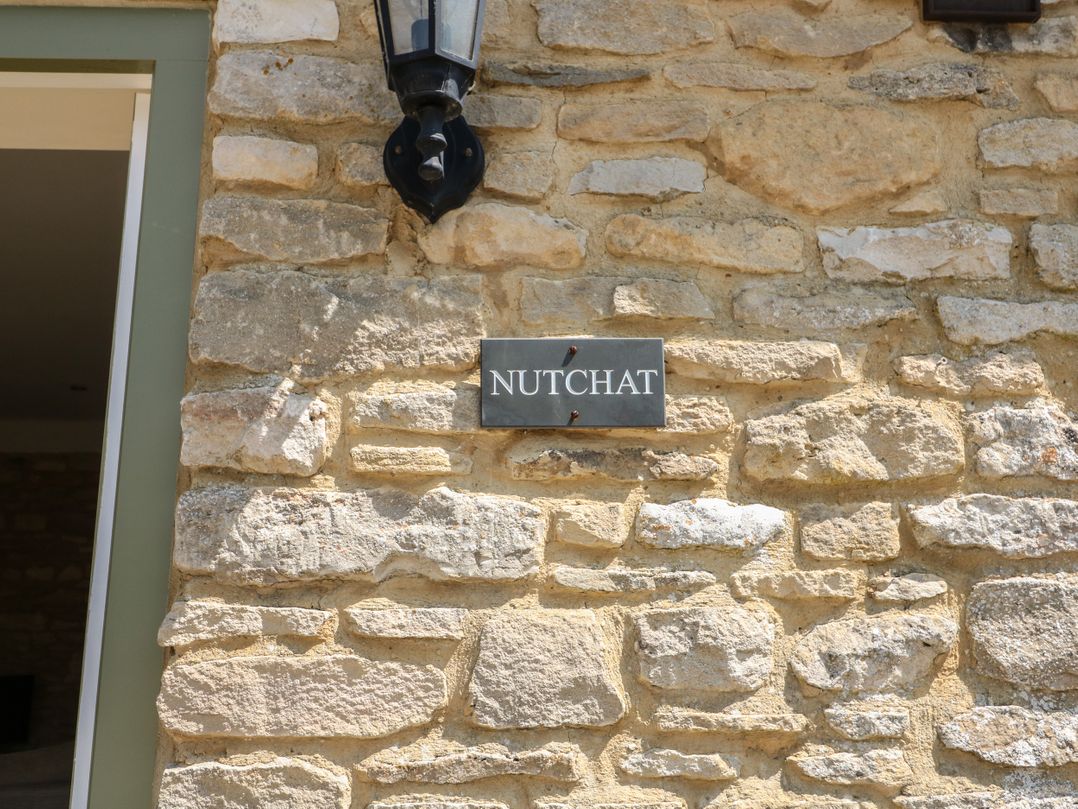 Nutchat Barn