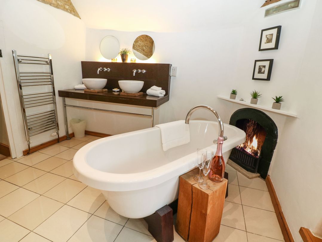 Castle Combe Cottage