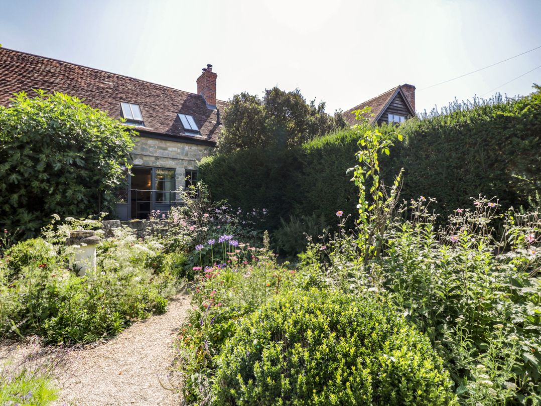 Kings Cottage - North