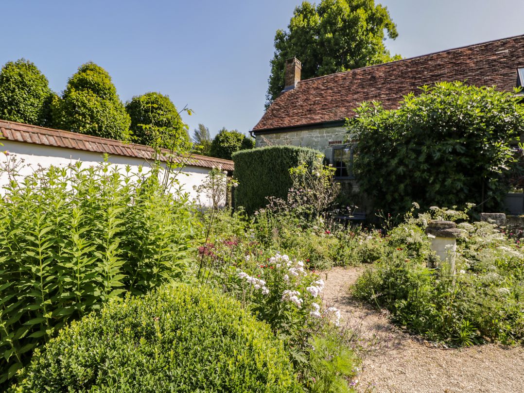 Kings Cottage - North
