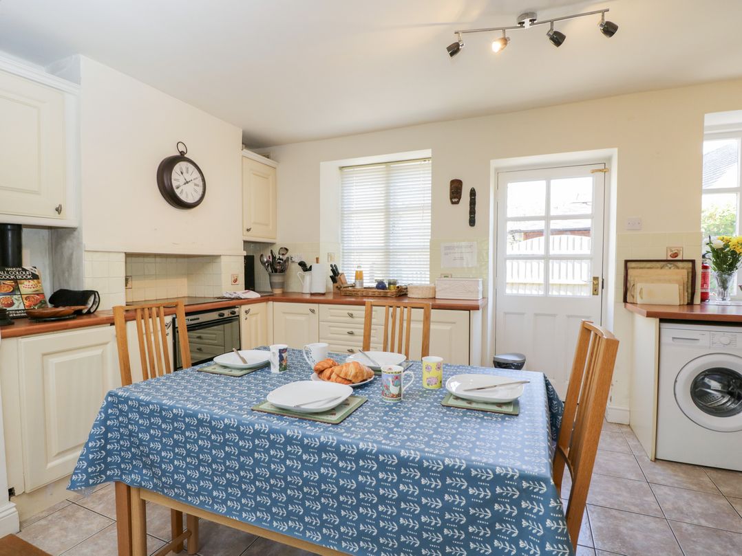 Honeysuckle Cottage