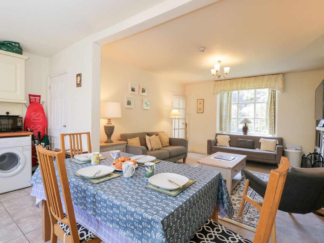 Honeysuckle Cottage