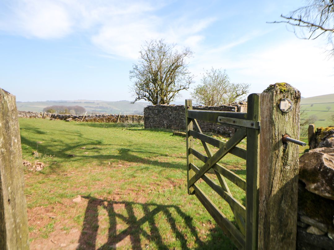 Slade Tops