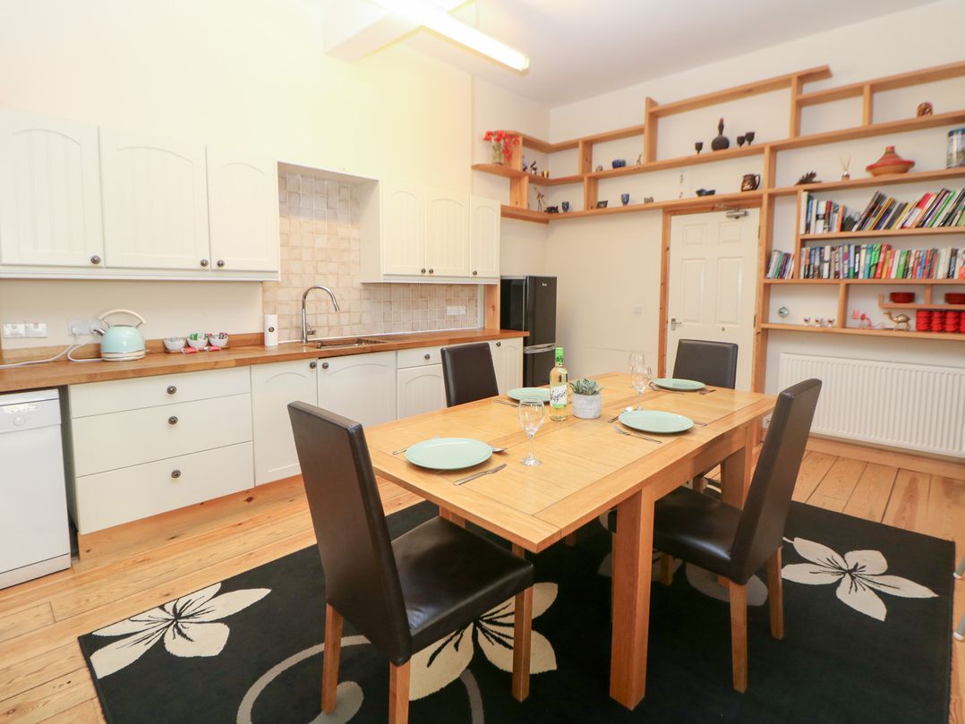Wye Apartment, Litton Mill