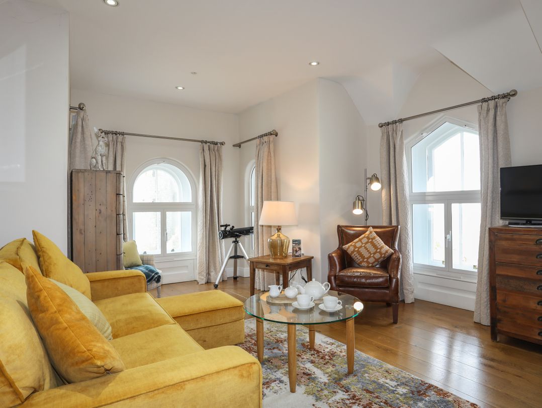 Harlech Apartments - Gwern