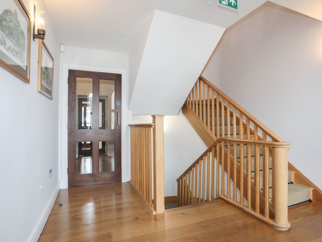 Harlech Apartments - Gwern