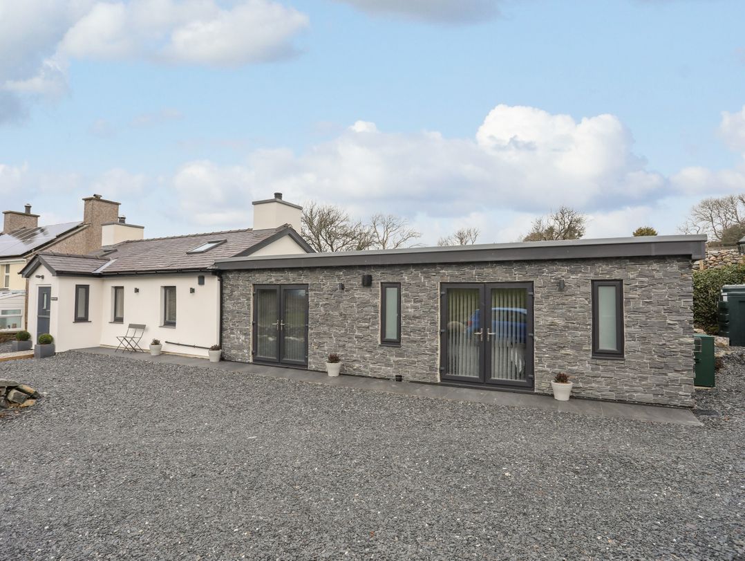 Tan Y Coed - Nasareth