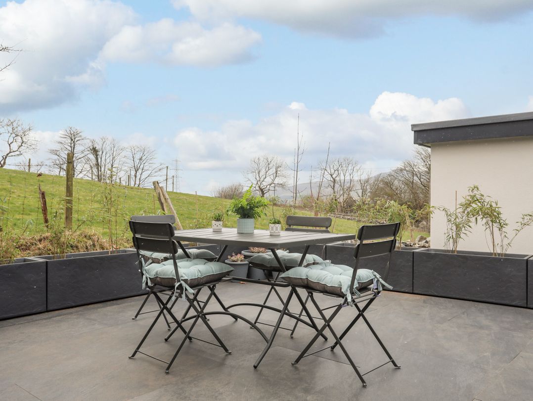 Tan Y Coed - Nasareth