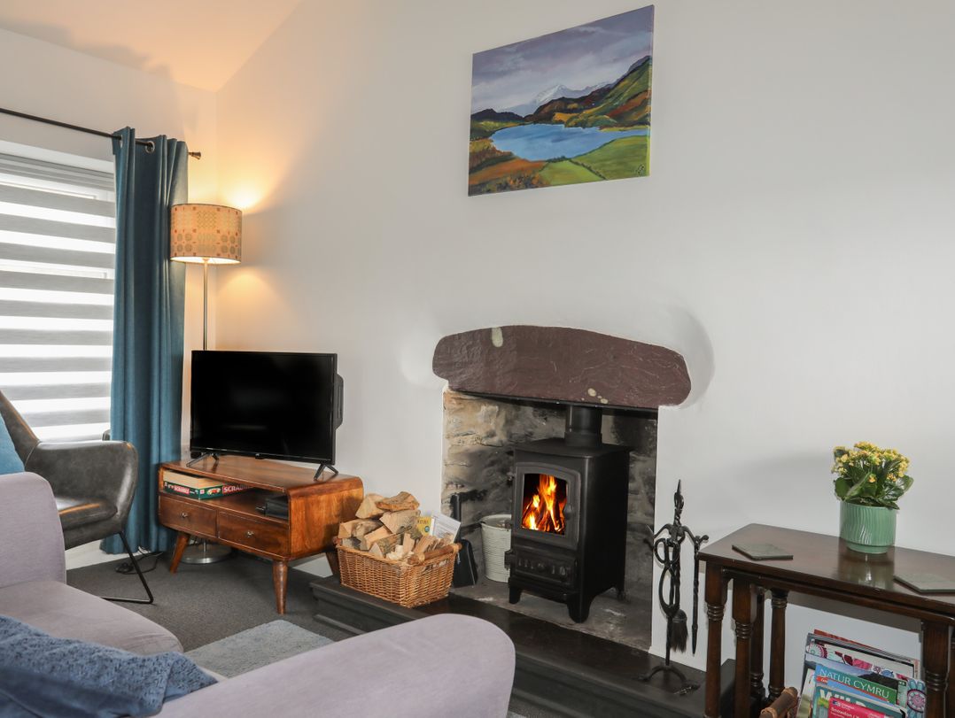 Fron Heulog Cottage