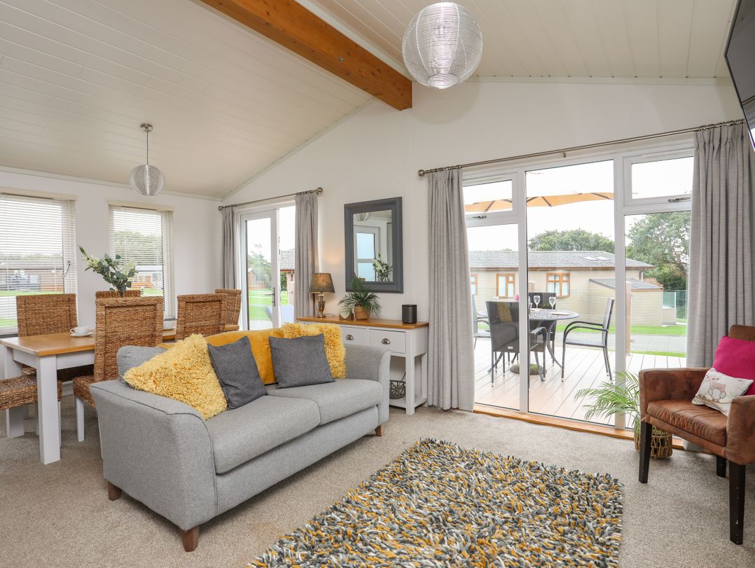 32 Sanctuary Lodge