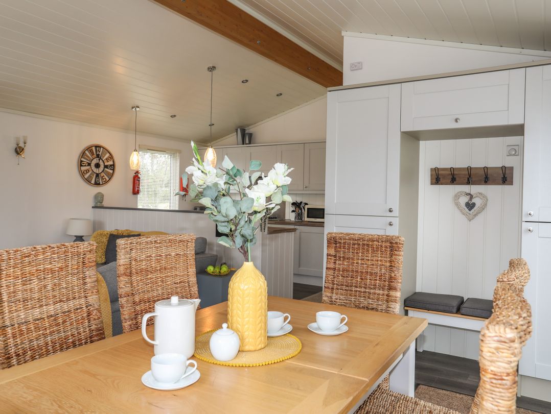32 Sanctuary Lodge