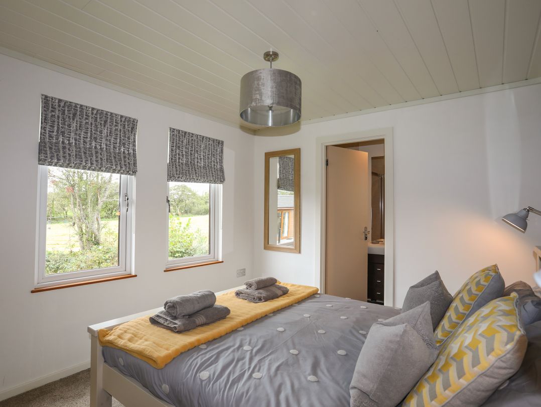 32 Sanctuary Lodge