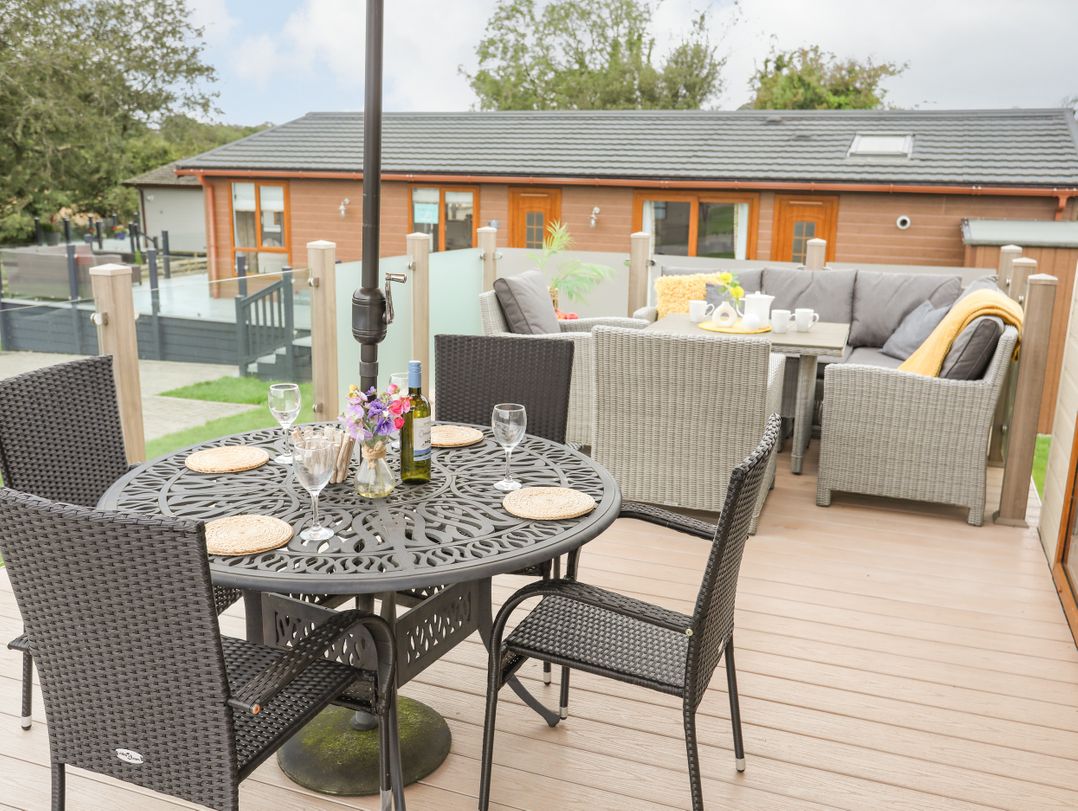32 Sanctuary Lodge