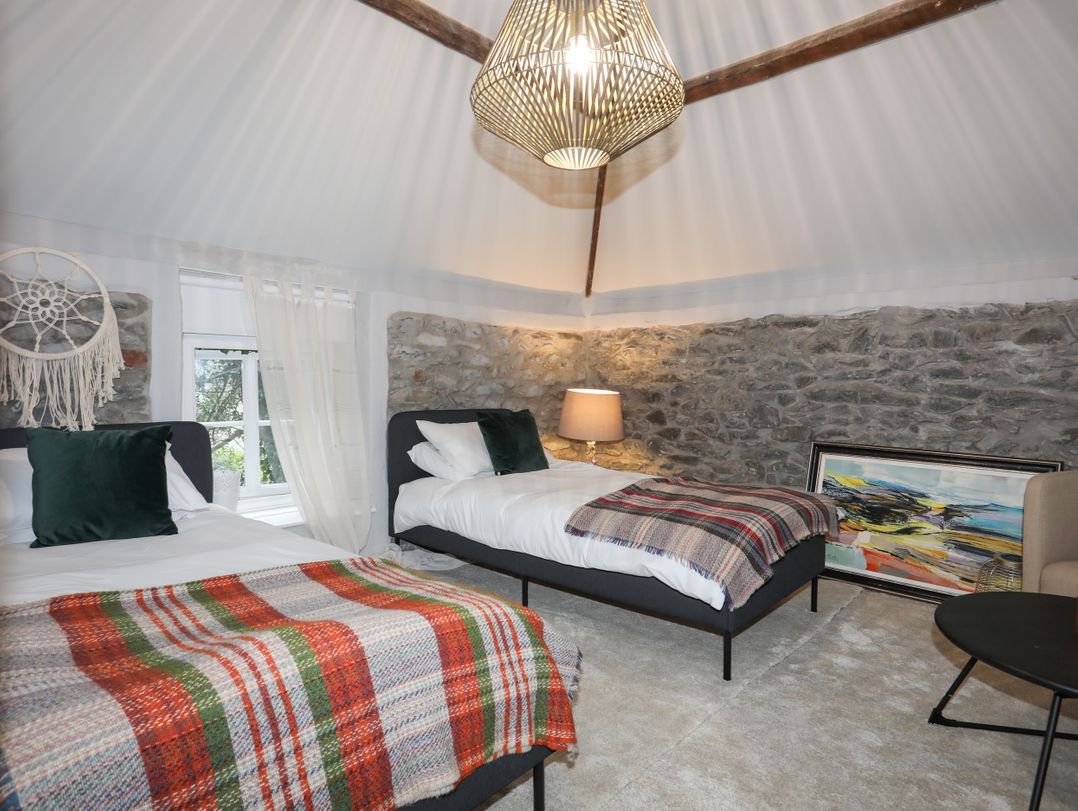 Gweryl Lodge