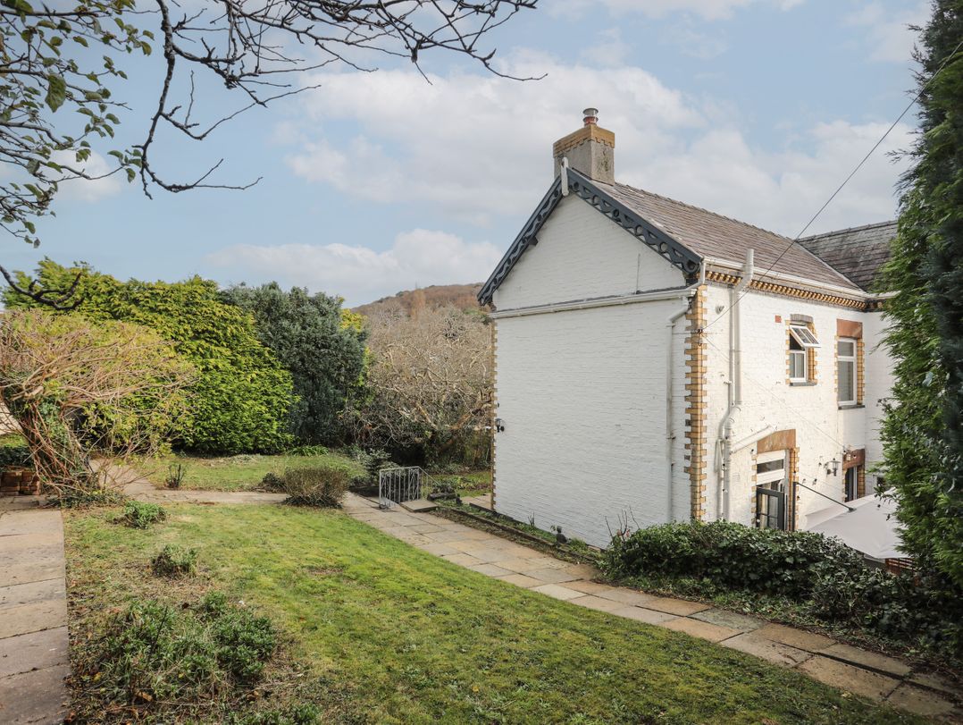 Gweryl Lodge