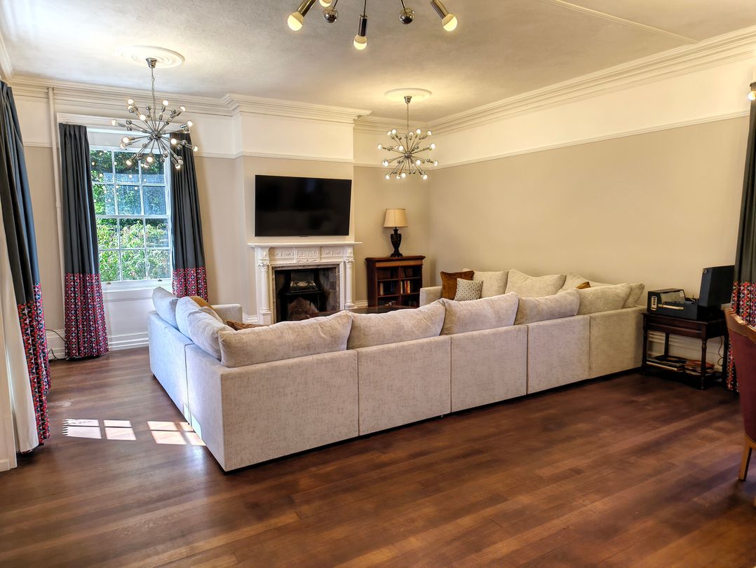 Bardon Hill Manor