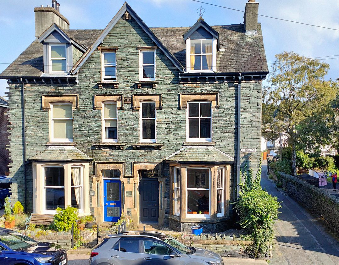 Cranford House, Keswick - Sleeps 14 guests