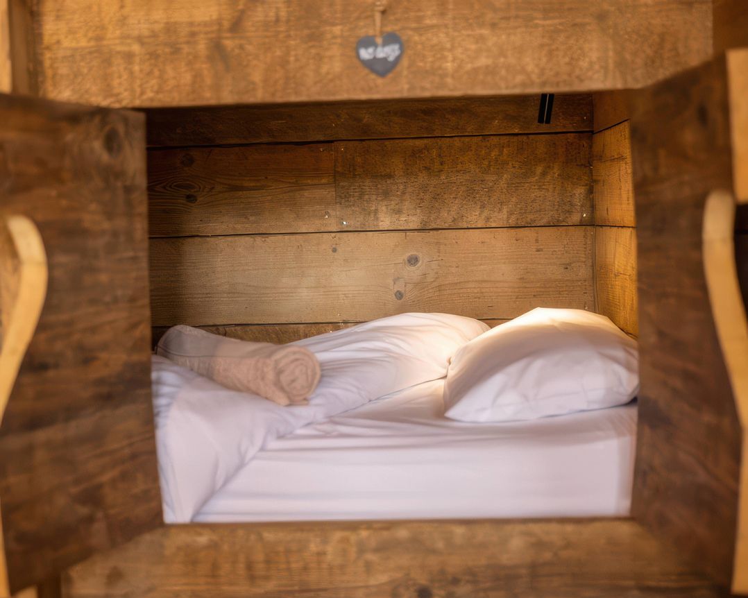 Luxury Safari Lodge Sleeps 4/6 Deer Park Dogs Ok