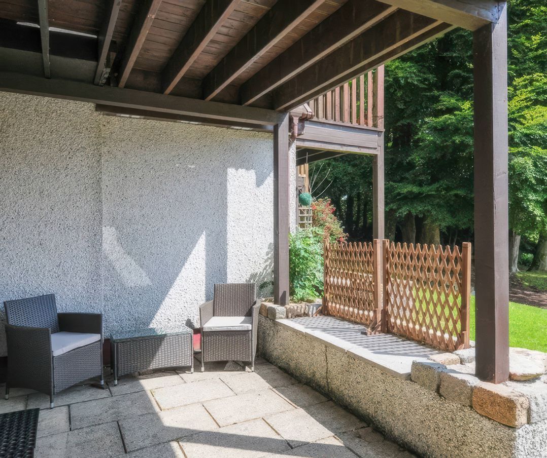 9 Honicombe Park