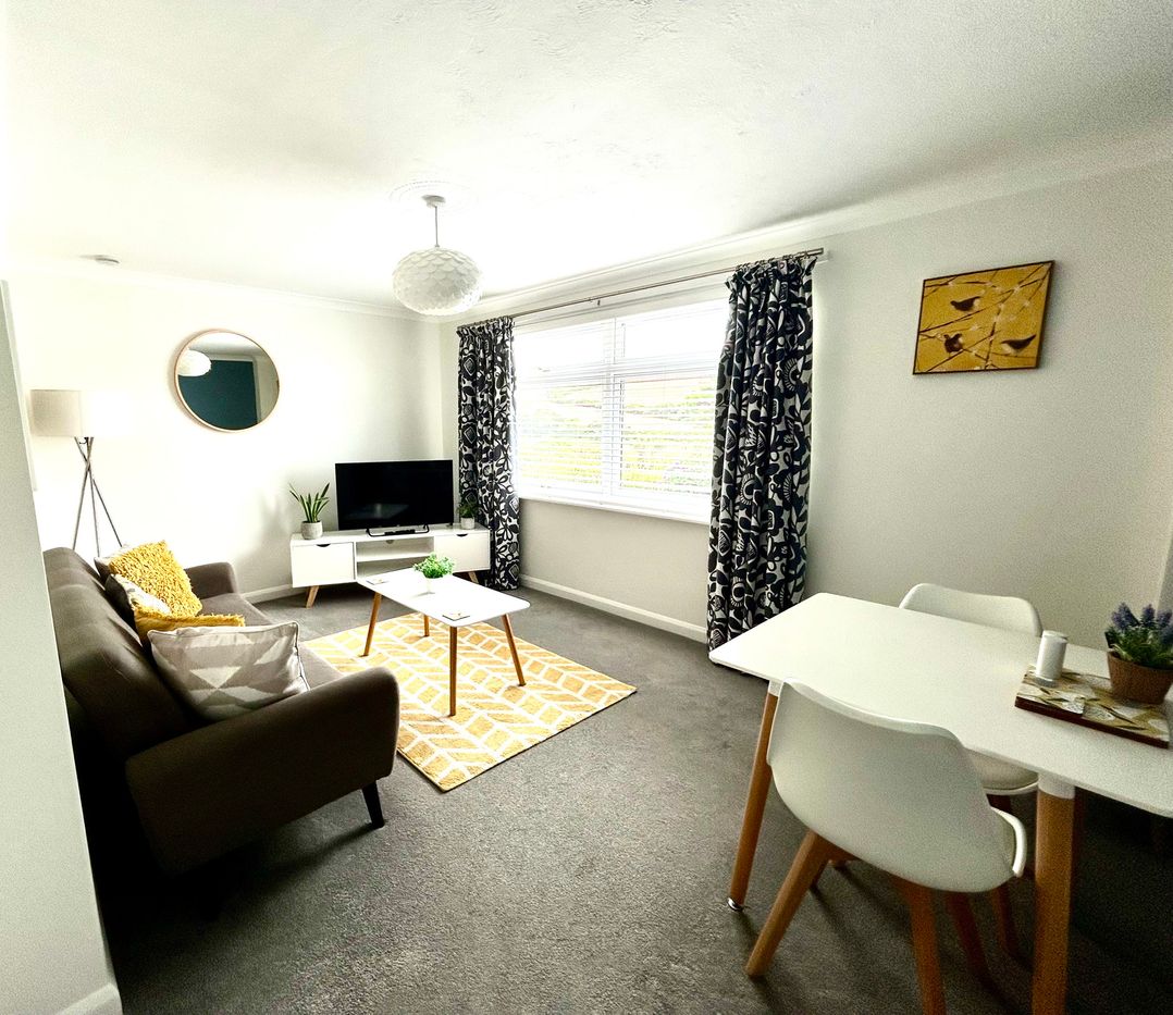 1 Chatsworth Riverscape Apartments