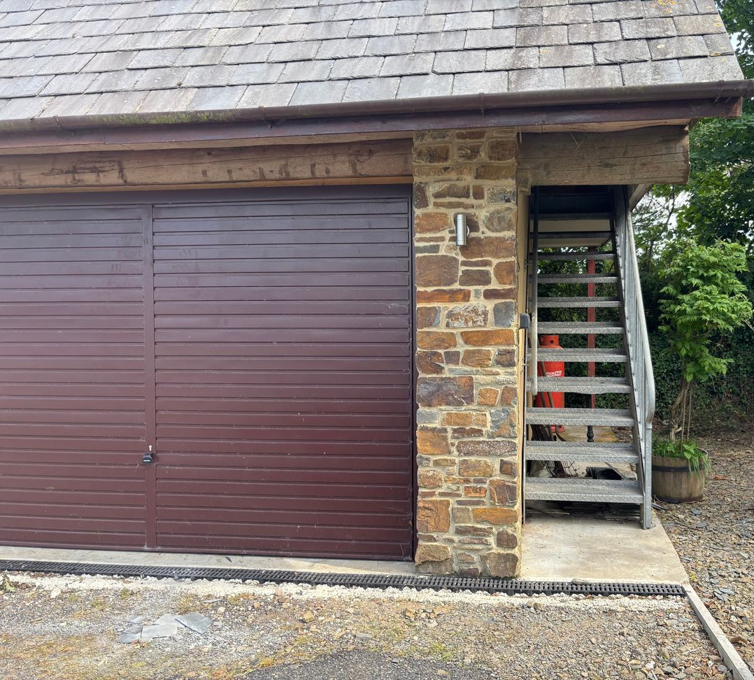 Hayes Lodge Coach House