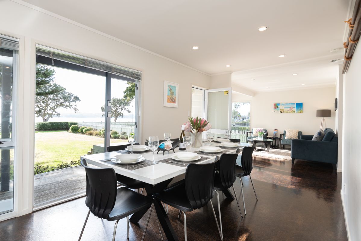 Wairangi Beach Cottage Paihia Beach House Bachcare Nz