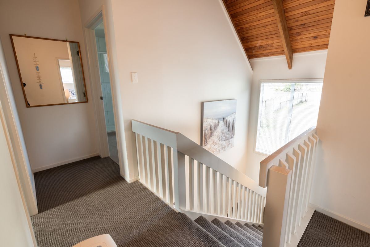 Wairangi Beach Cottage Paihia Beach House Bachcare Nz