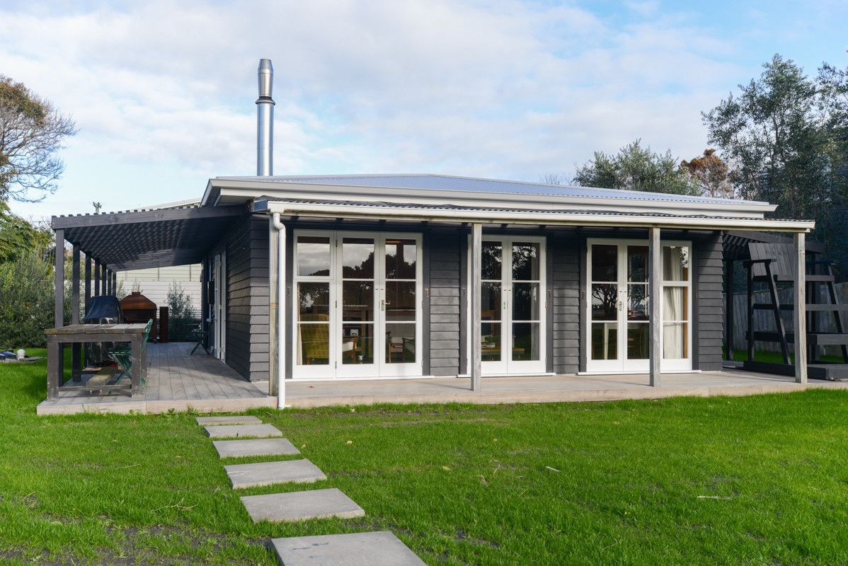 Kirrawanga Retreat Te Awanga Holiday Home Bachcare Nz