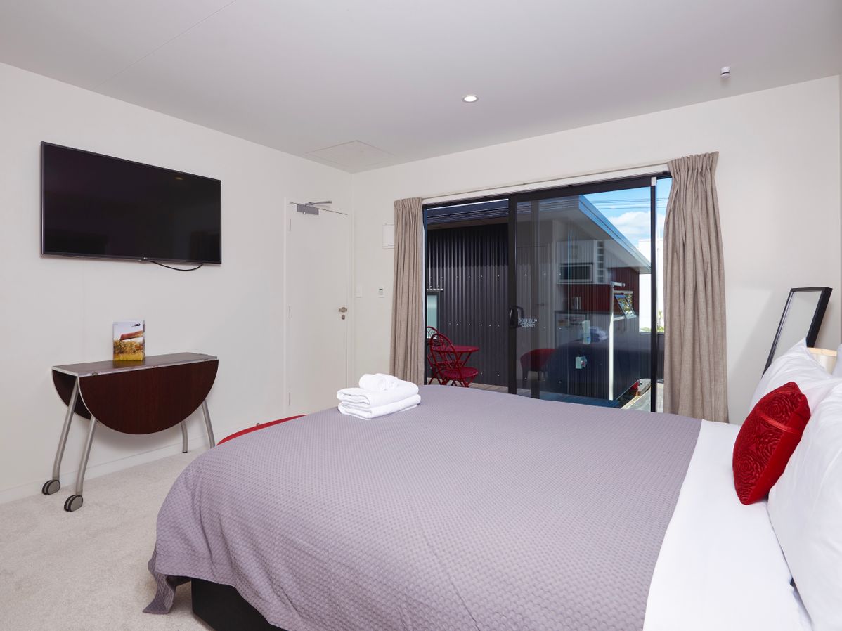 Southern Lakes Spa Studio R1 Bachcare Nz