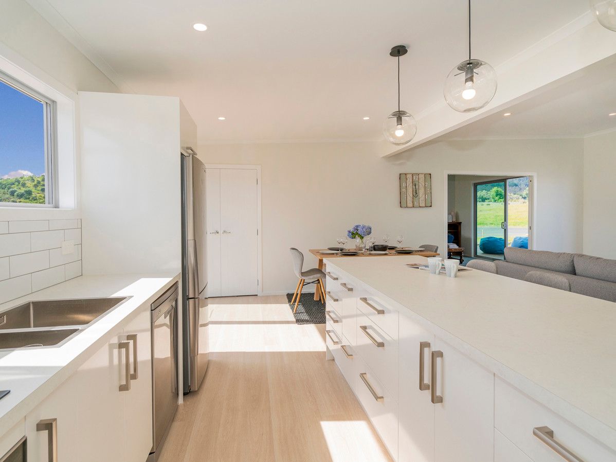 Starboard Retreat Cooks Beach Holiday Home Bachcare Nz