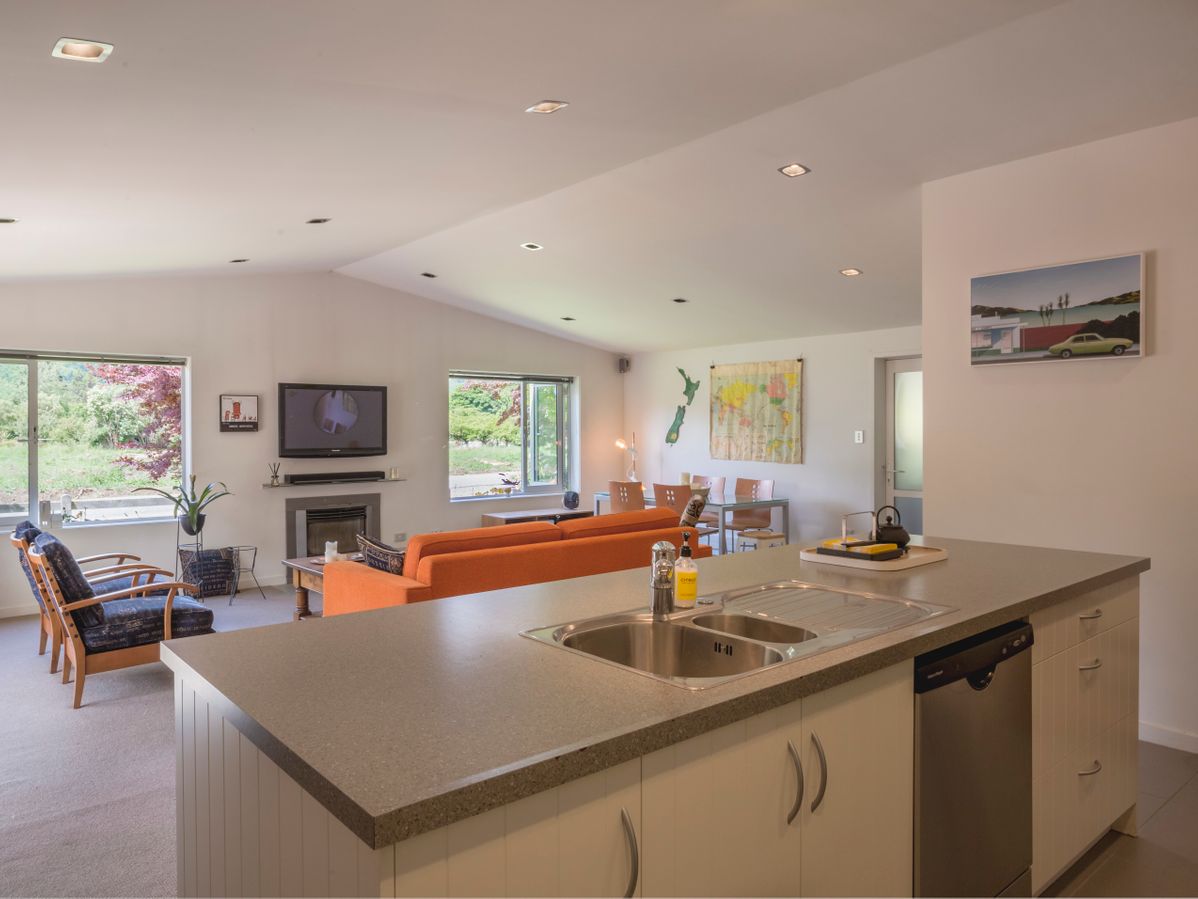 A La Mode Arrowtown Holiday Home Bachcare Nz