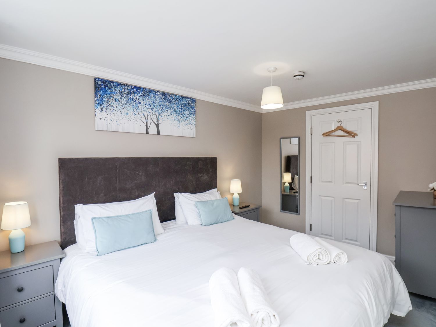 94 Tennyson Avenue, Scarborough
