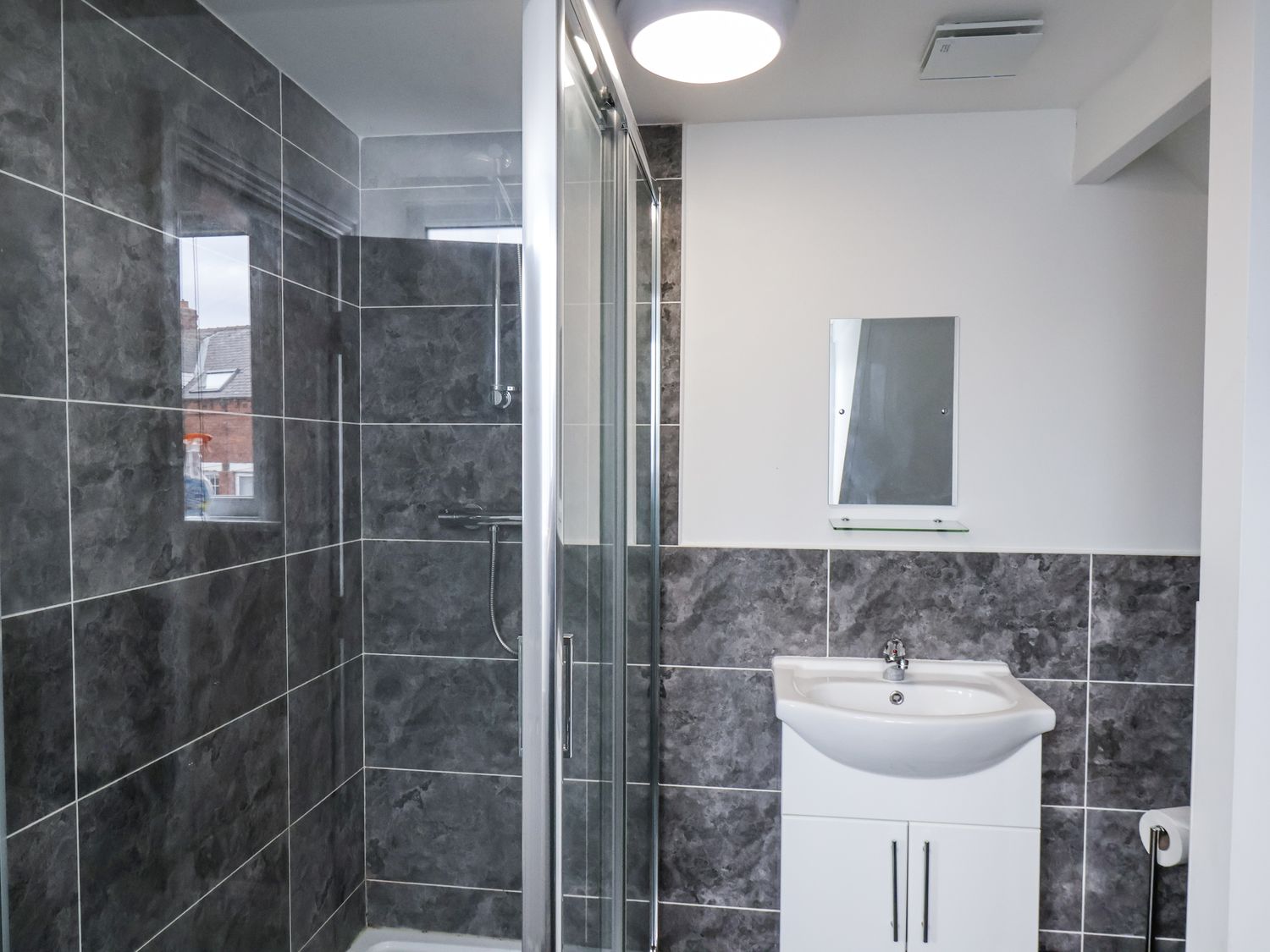 94 Tennyson Avenue, Scarborough