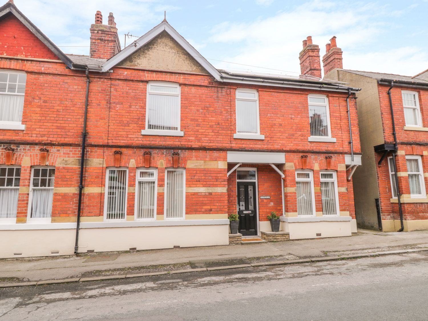 Moorland House Scarborough Peasholm Park North York Moors And