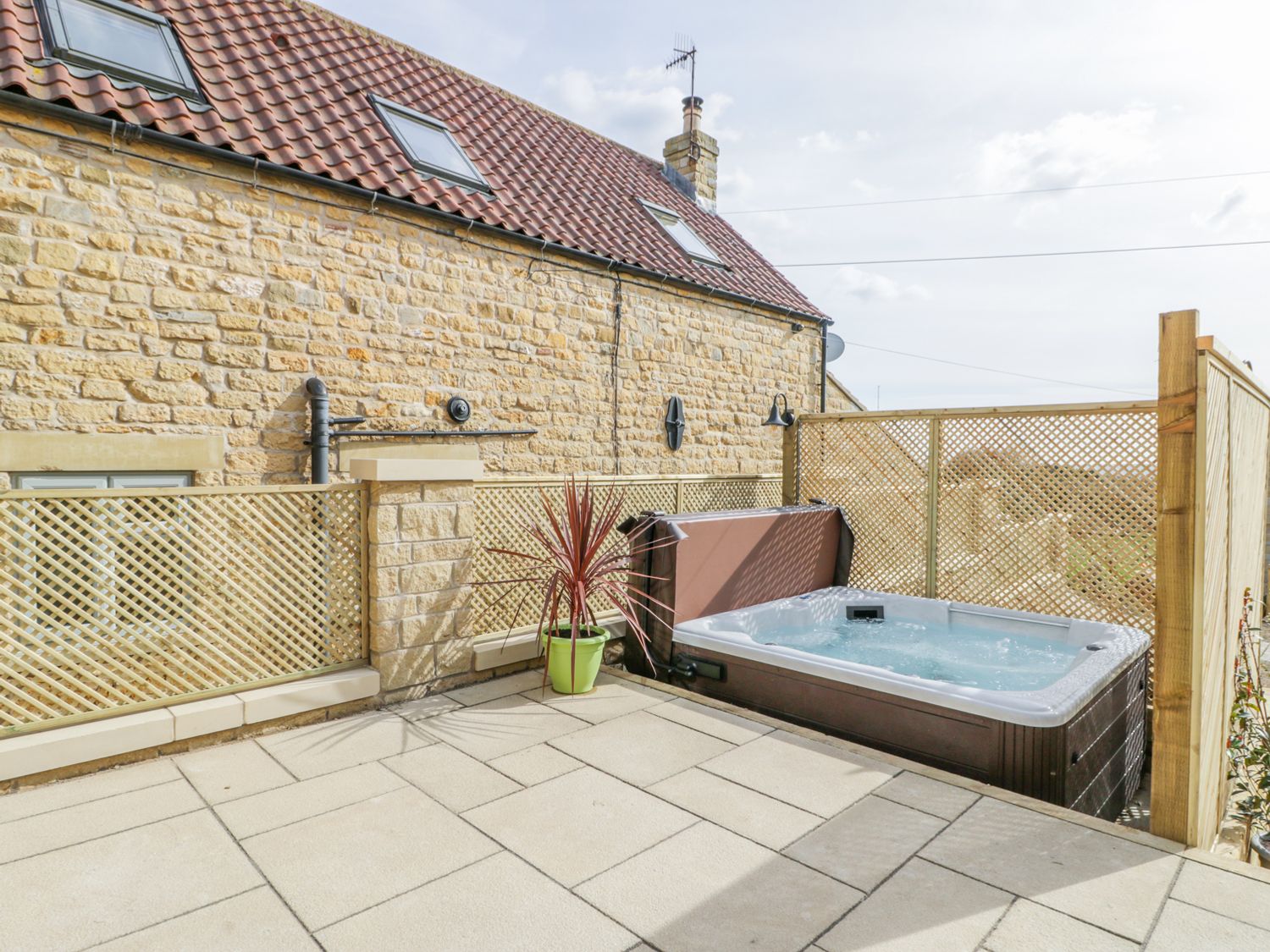 Tawny Cottage, Yorkshire