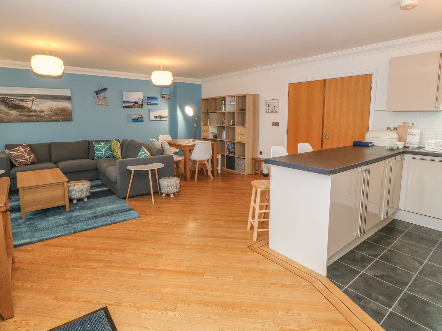 Apartment 7, North Wales