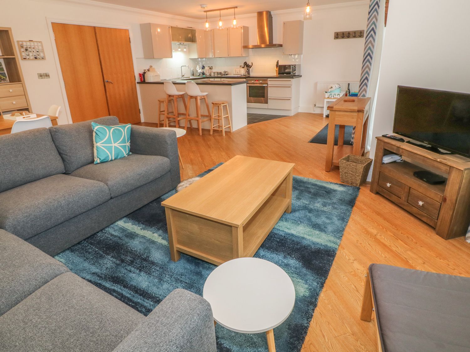Apartment 7, North Wales