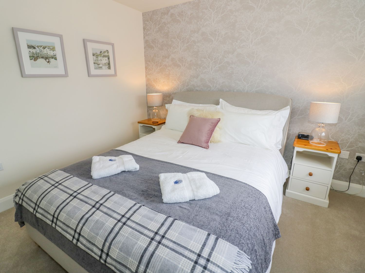 Hawkins Way Cottage, Warwickshire