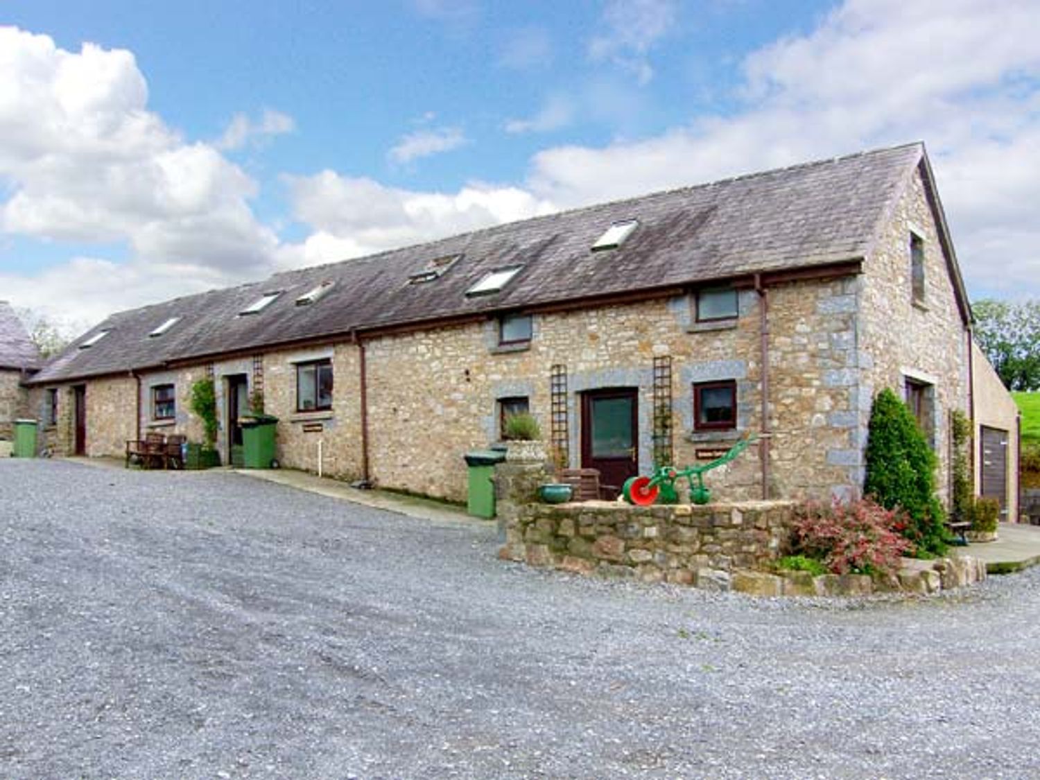 The Granary Barn | Amroth | Marros | Self Catering Holiday Cottage