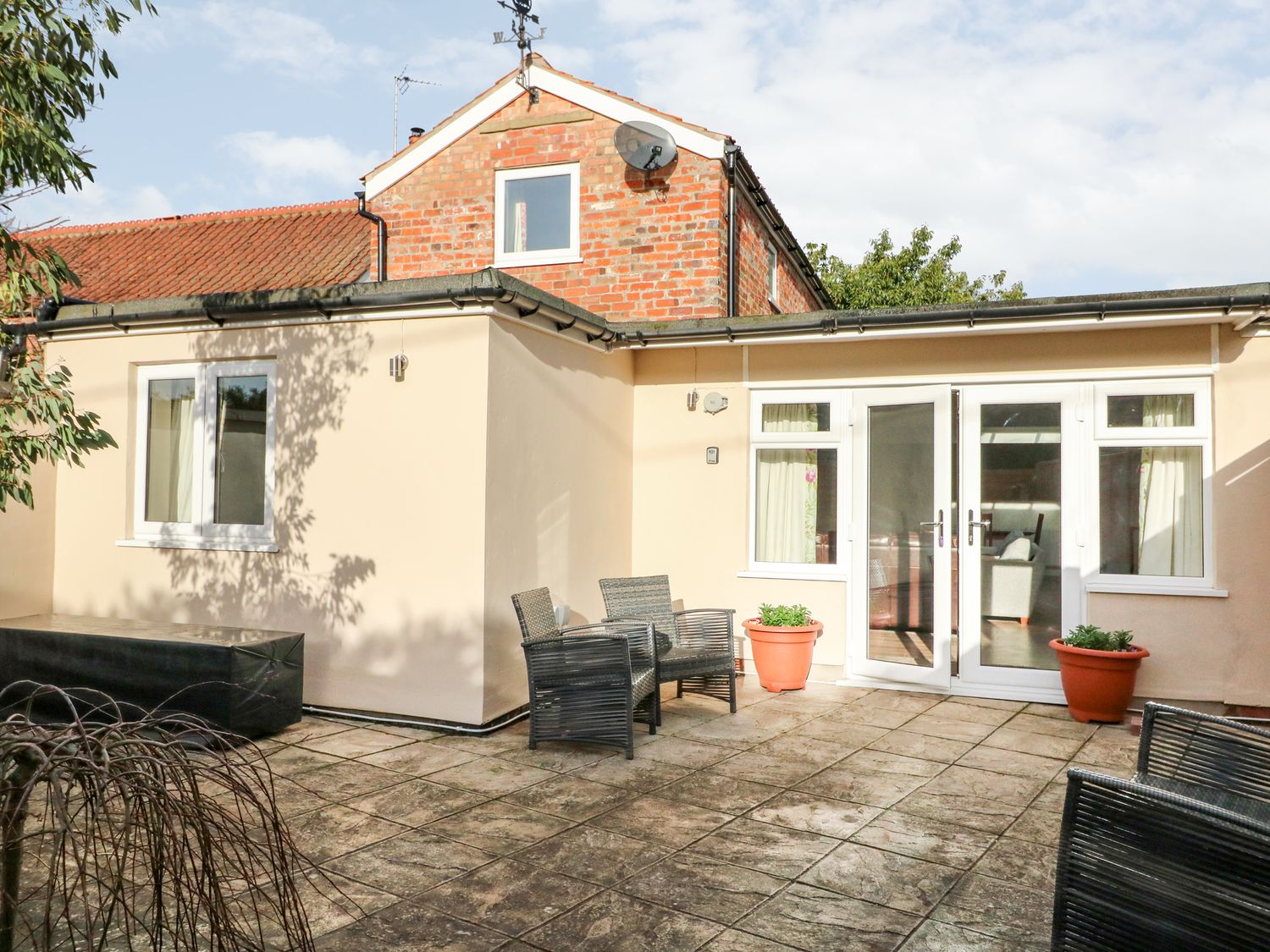 Basset Lodge, Leadenham, Lincolnshire