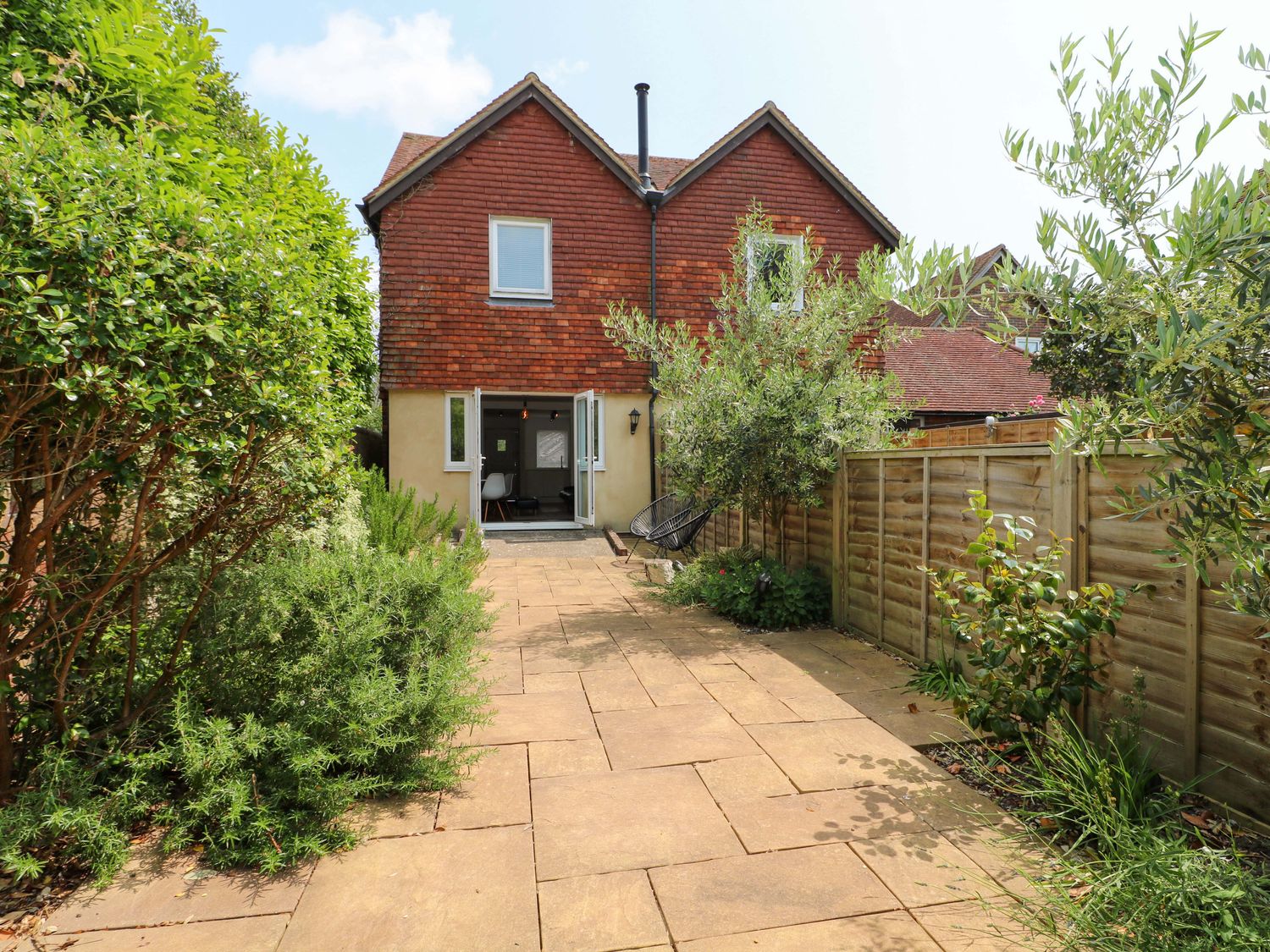 2A The Mews, Langstone